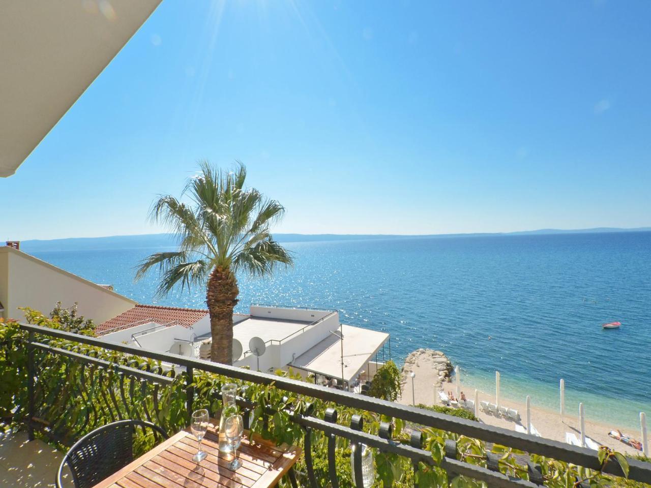 Apartments Nera Podstrana Luaran gambar