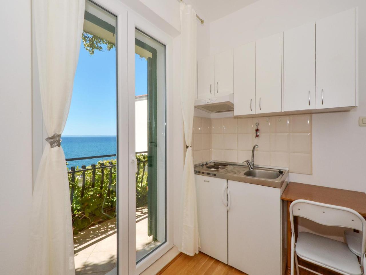 Apartments Nera Podstrana Luaran gambar